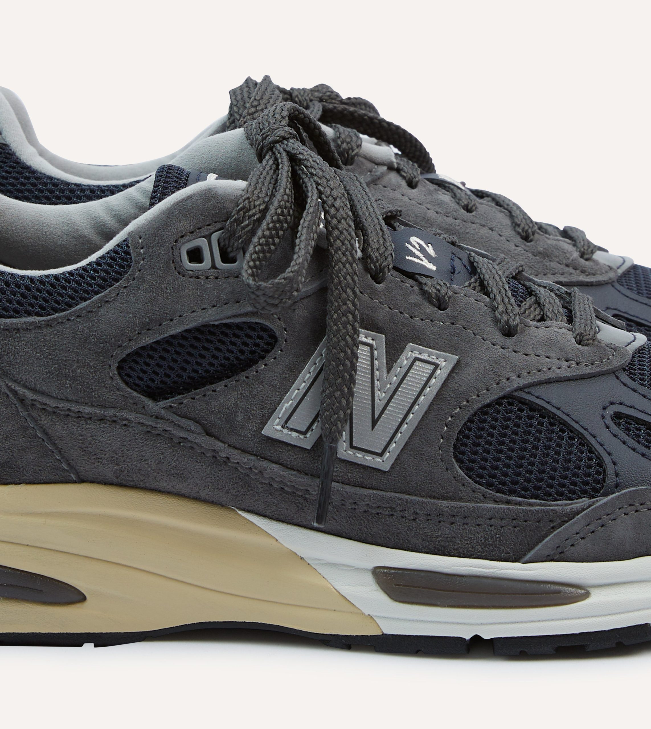 New Balance Dark Gull Grey Made in UK 991v2 Trainers - Image 3