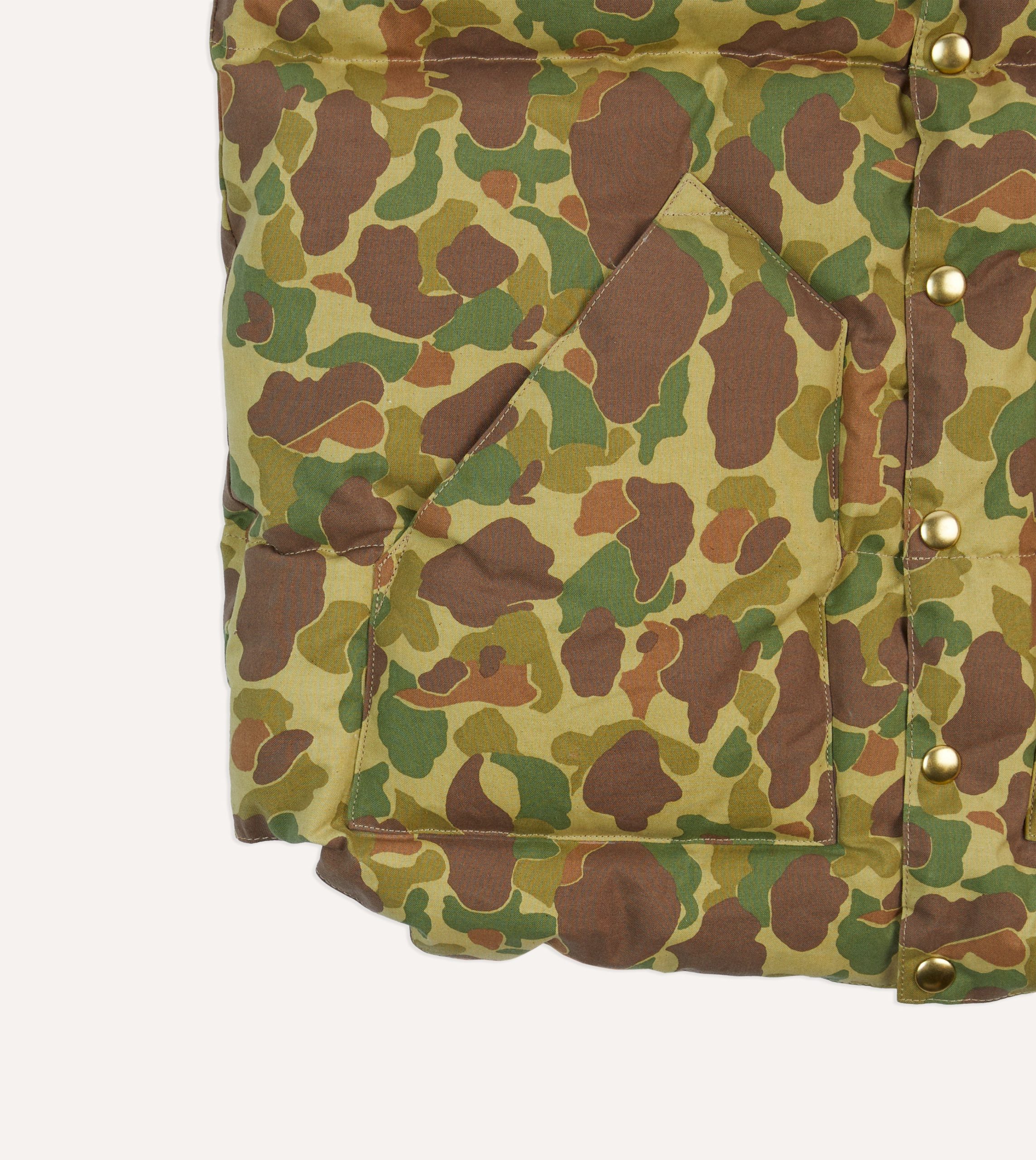 Rocky Mountain Featherbed for Drake's Camo Ripstop Cotton Christy Down Vest - Image 5